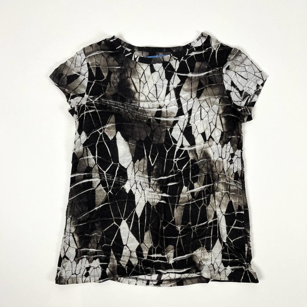 Textured Black and White Top
